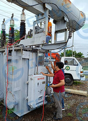 T-203H handheld_TTR_tester_three_phase_transformer_turns_ratio_tester